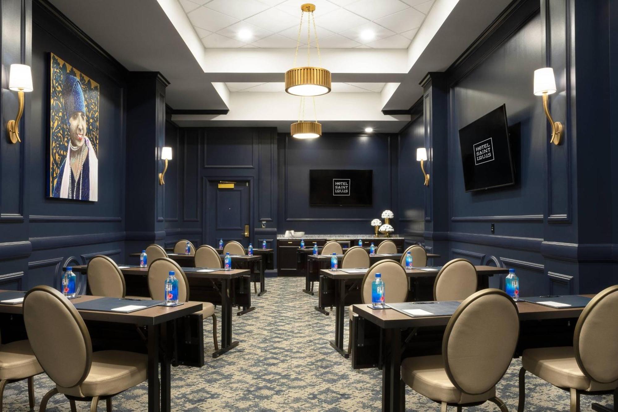 Hotel Saint Louis, Autograph Collection Экстерьер фото